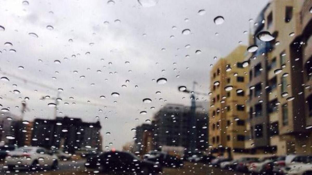 The cloudy and hazy weather is predicted to prevail until tomorrow.