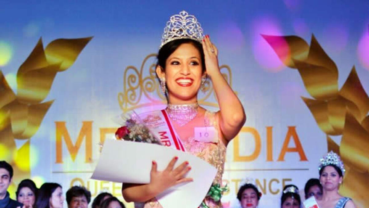 Indian beauty wins Mrs.Earth 2015 pageant