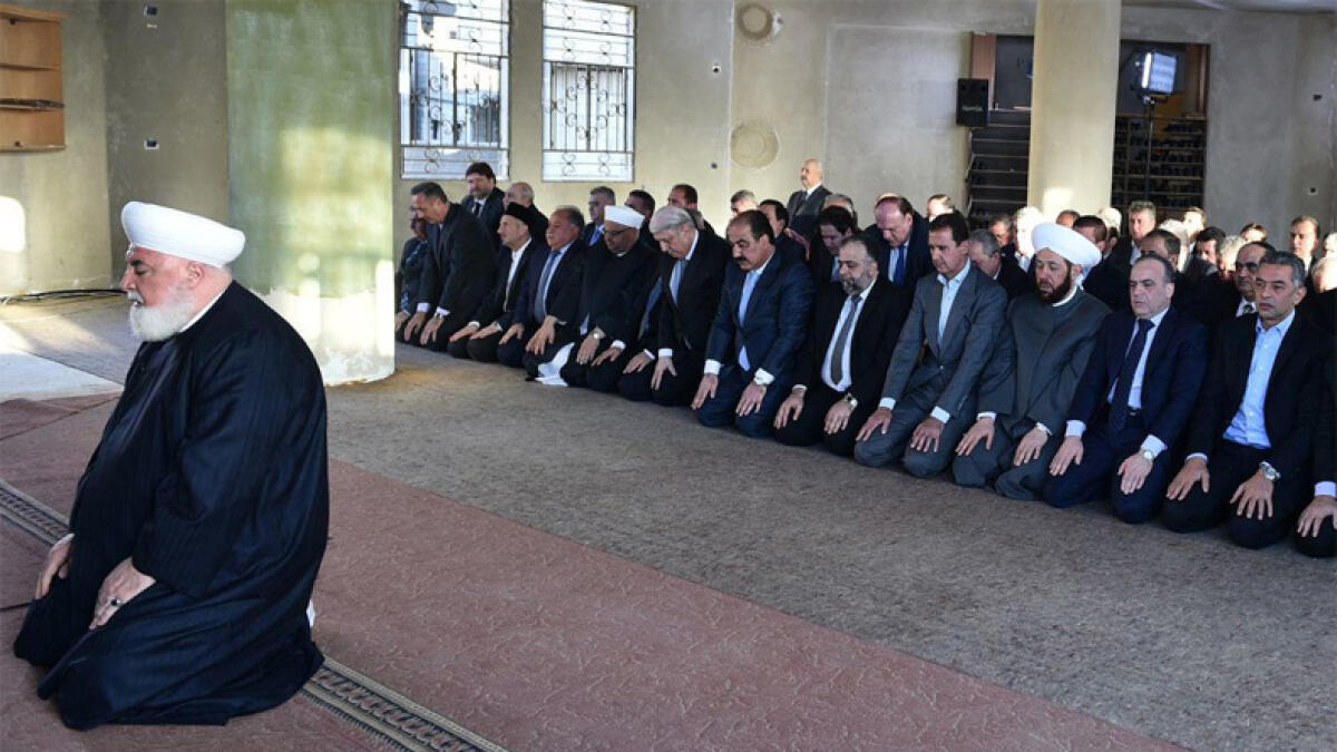 WATCH: Syrian leader Assad prays at Daraya mosque for Eid