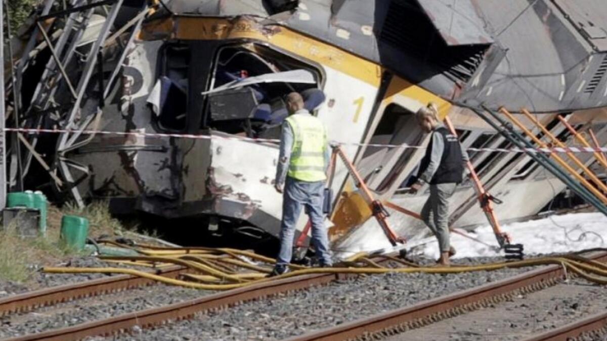 One dead, several injured after train derails in Spain 