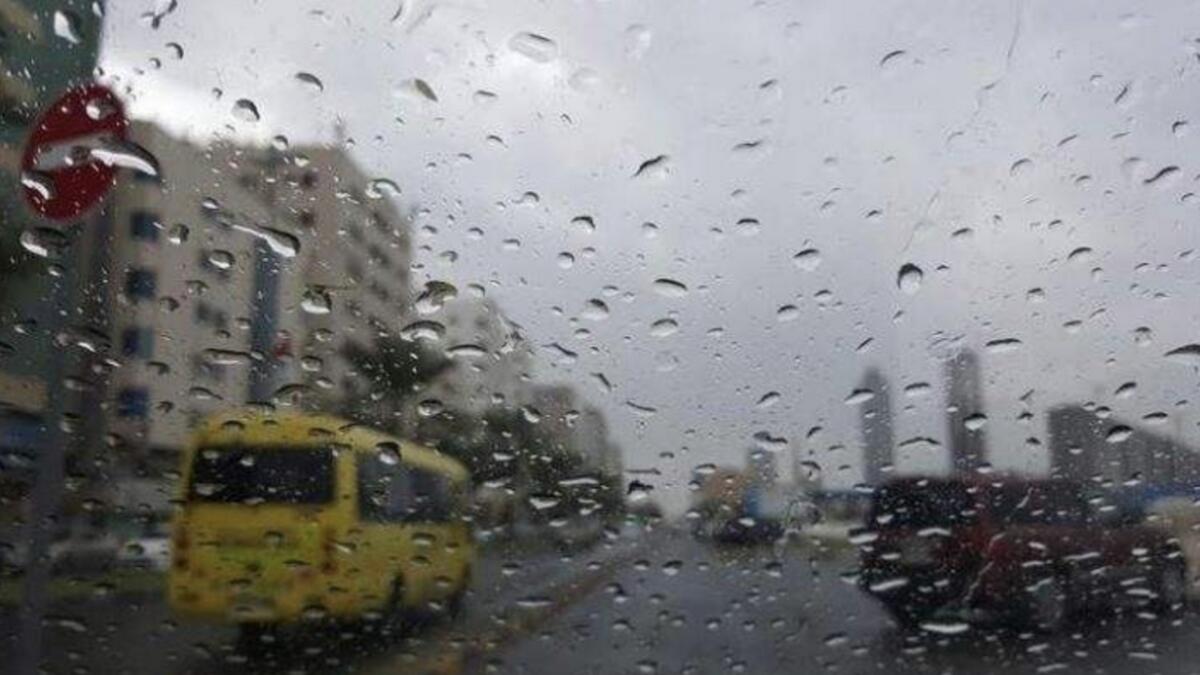  Weather: Rainfall likely in UAE today, fog to continue 
