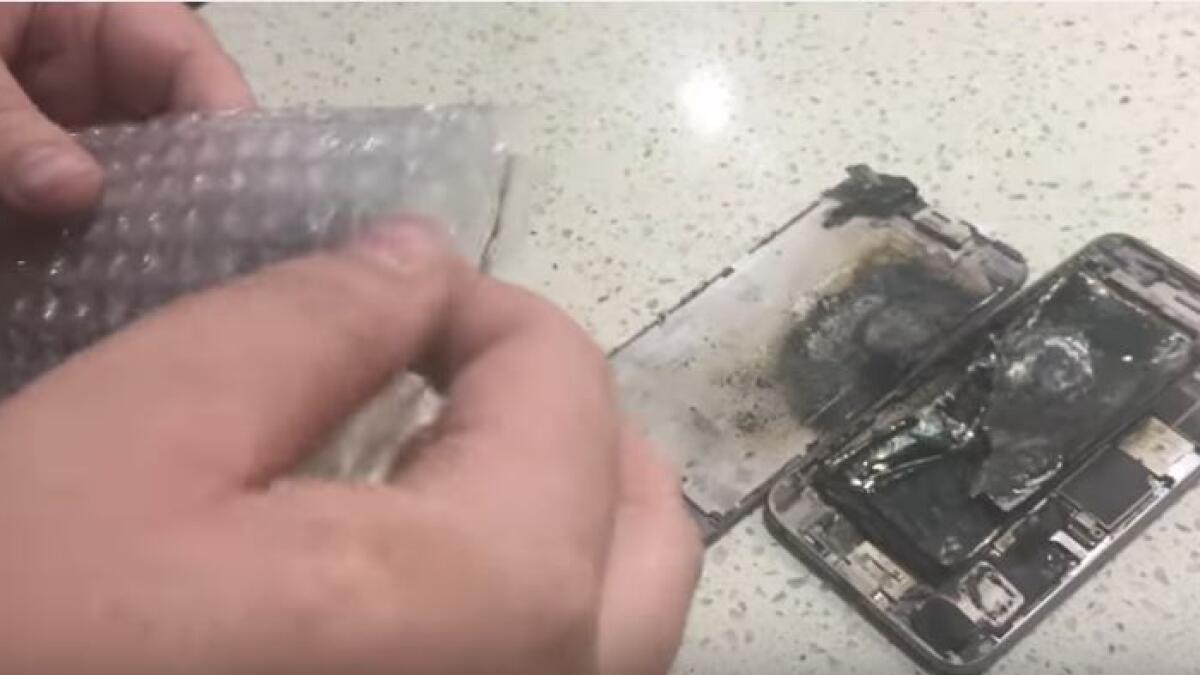 Watch: iPhone 6 explodes in mans hand