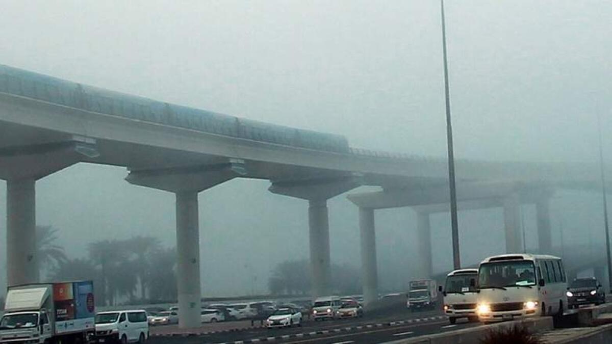 Fog causes mishaps, gridlocks on UAE roads