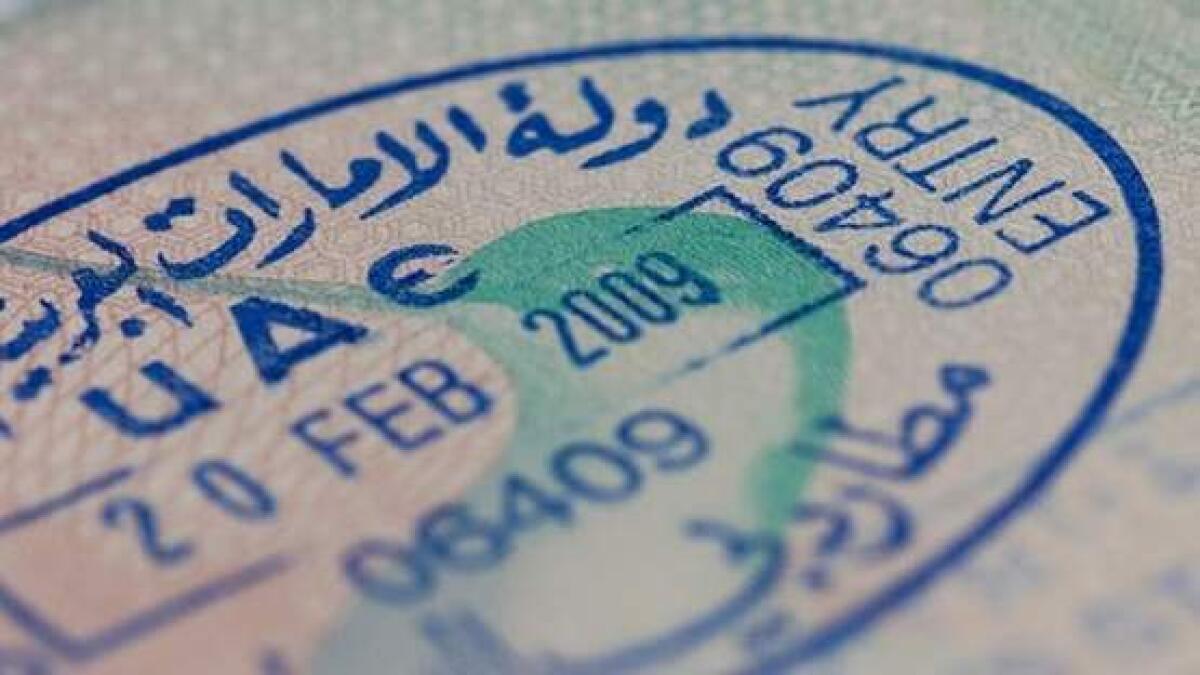 Woman delivers package in exchange for visa in Abu Dhabi  