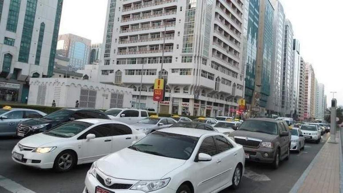 UAE traffic: Accidents in Abu Dhabi, delays across Dubai