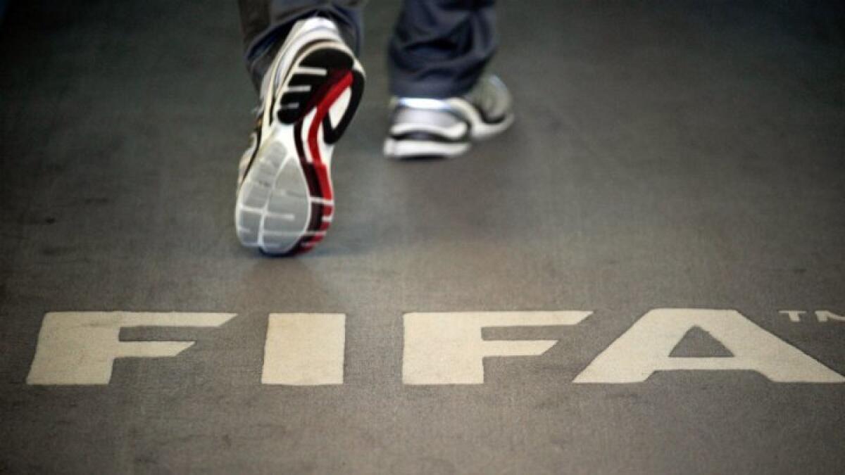 Football: FIFA rivals in final push for votes