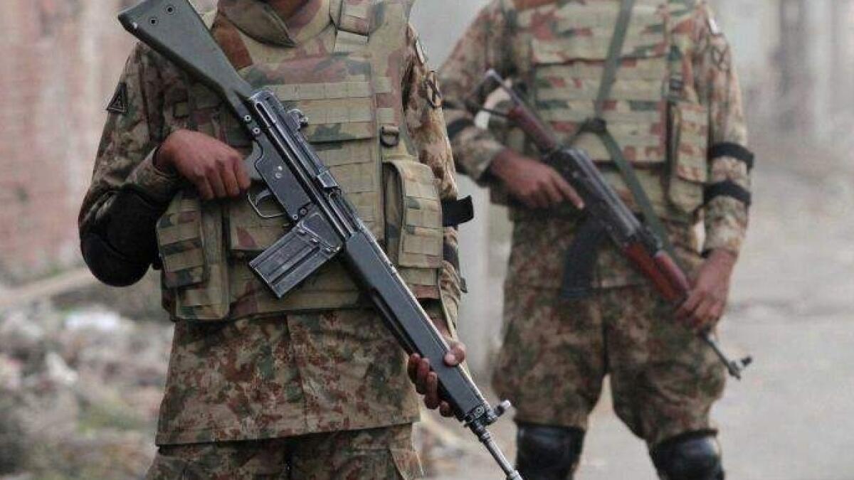 5 Pakistani soldiers injured in attack by minority group