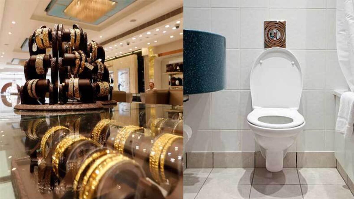 Shocking: Woman chooses toilet over gold jewellery