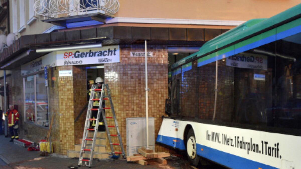 48 injured as school bus slams into a building in Germany 
