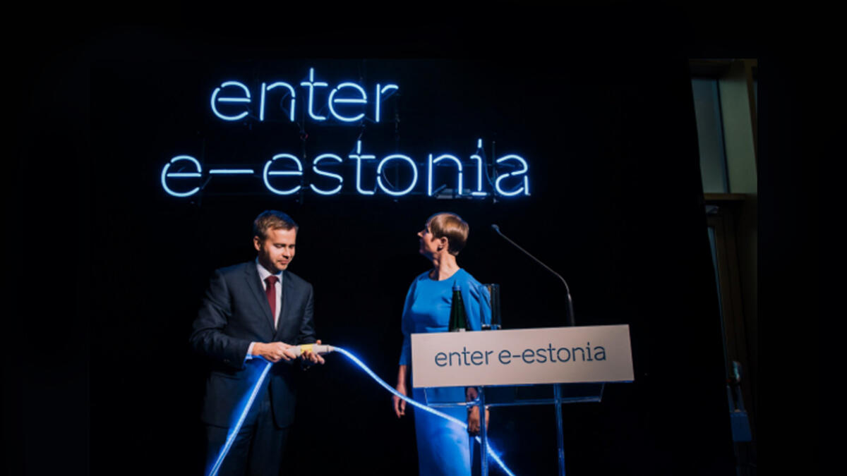 uae, estonia, digital revolution