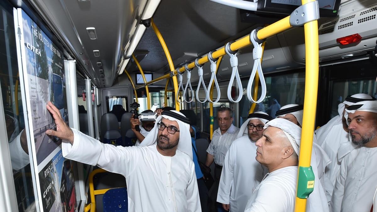 Video: RTA tests new, bigger bus in Dubai