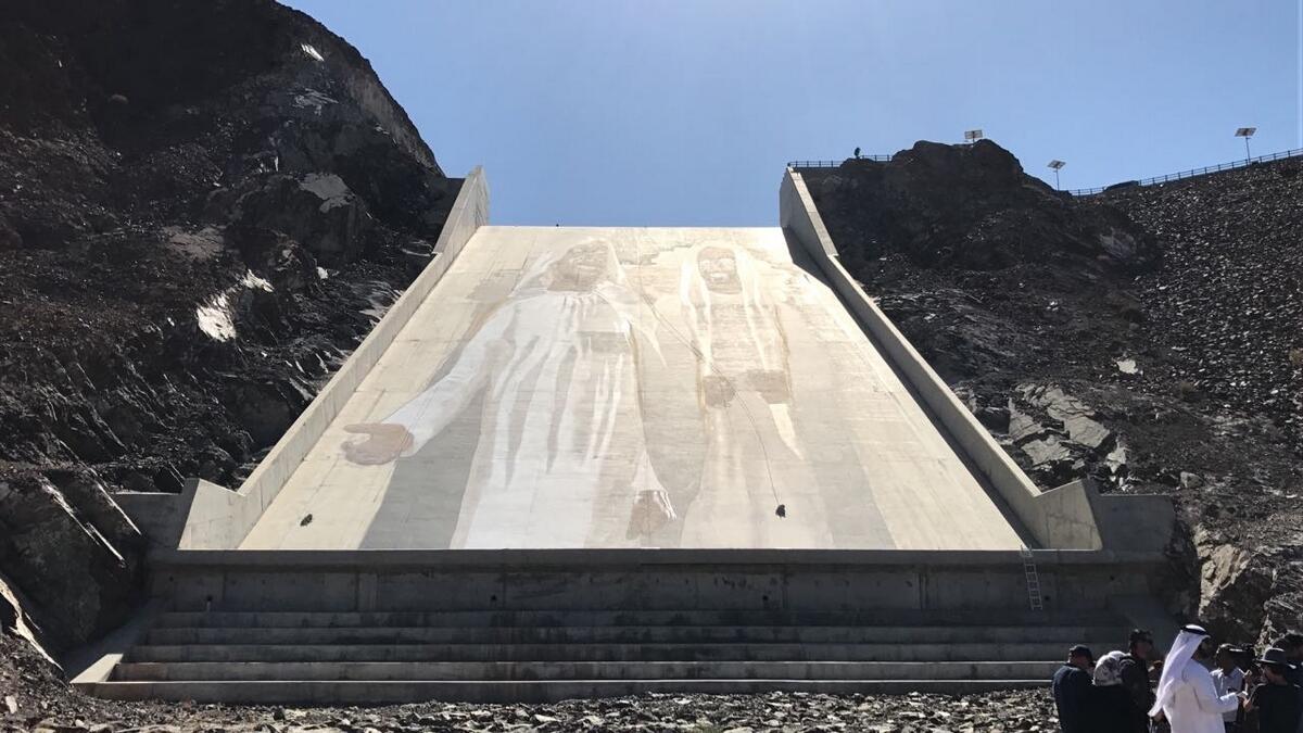 Video: Worlds biggest inclined mural comes to Hatta