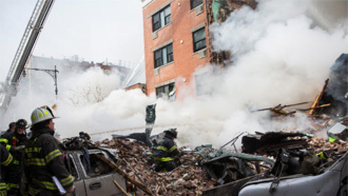 Two New York City buildings collapse in explosion, 4 dead