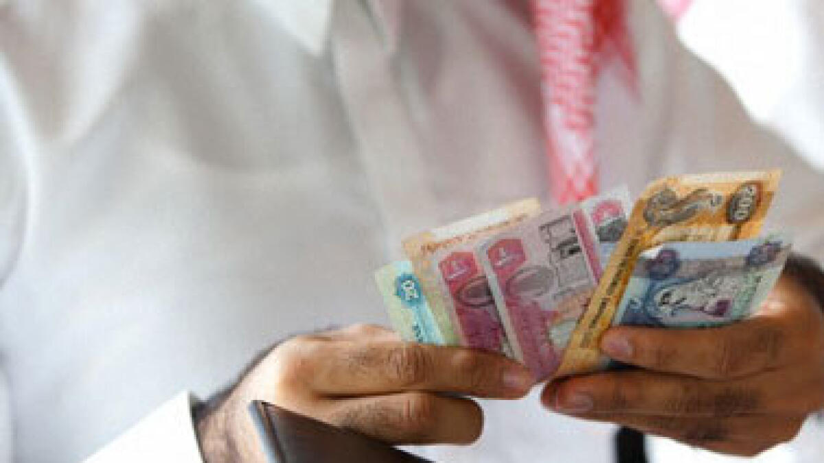 UAEs ultra rich people worth $255 billion
