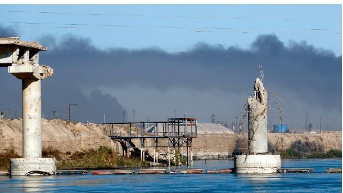 Destroyed Mosul bridge wont stop Iraqis from crossing over