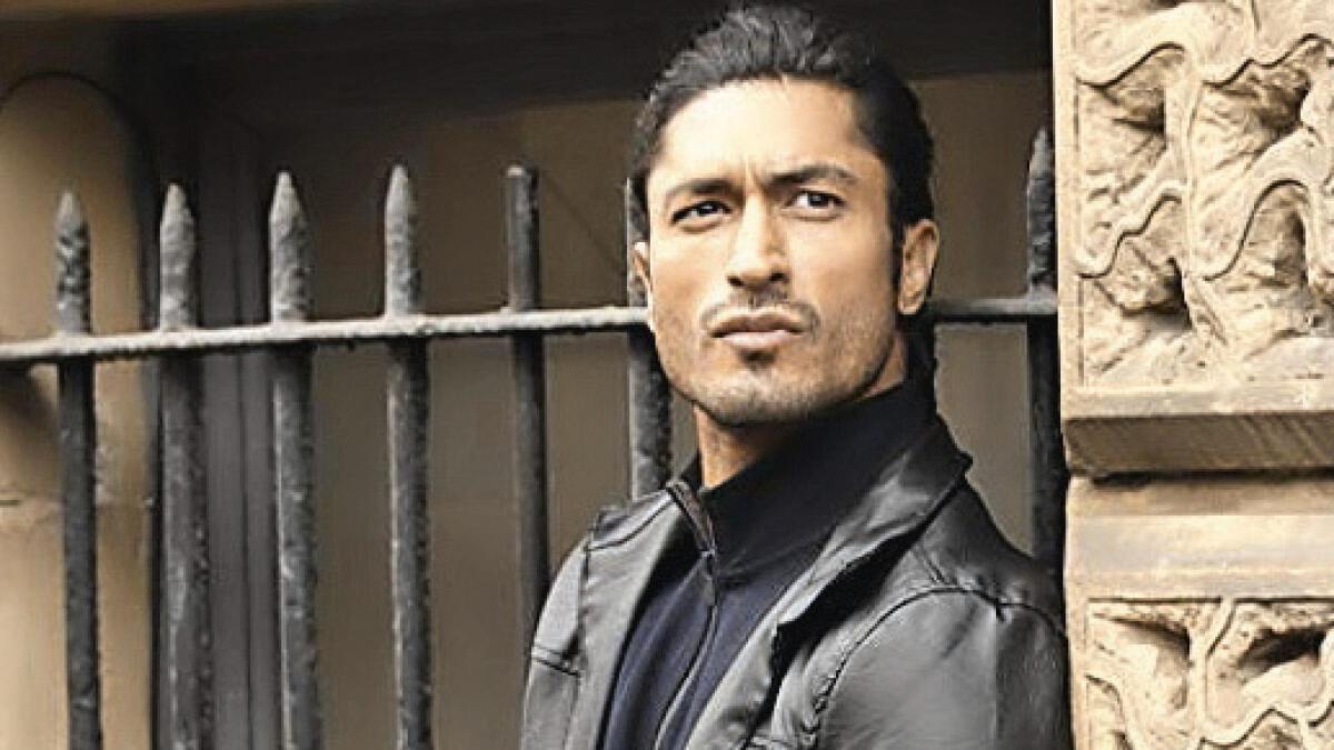 Commando 3 (Bollywood):  A mysterious man is on an impending mission to attack the country from his base in London. Karan Singh Dogra sets out to hunt down the antagonist aided by the British Intelligence. Will Commando be able to prevent the attack and save the country?