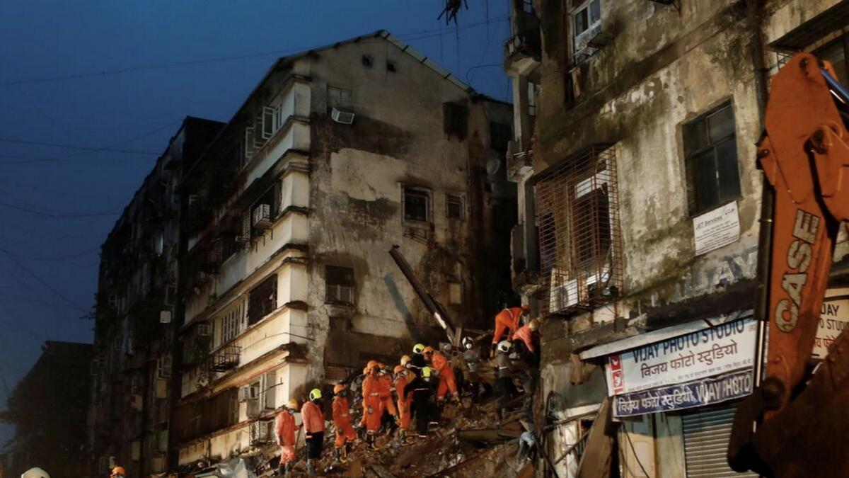 India, Mumbai, Buildings collapse, rain 
