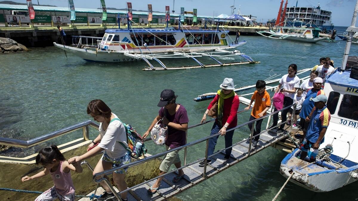 Maximum security as Philippines readies Boracay shutdown