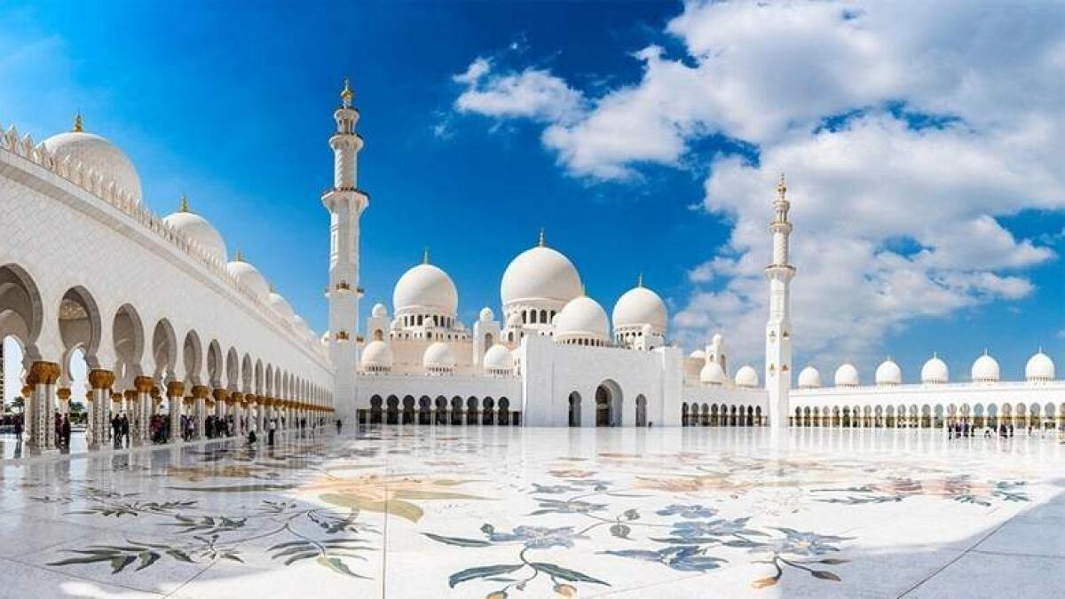 8 must-visit places in Abu Dhabi for transit passengers