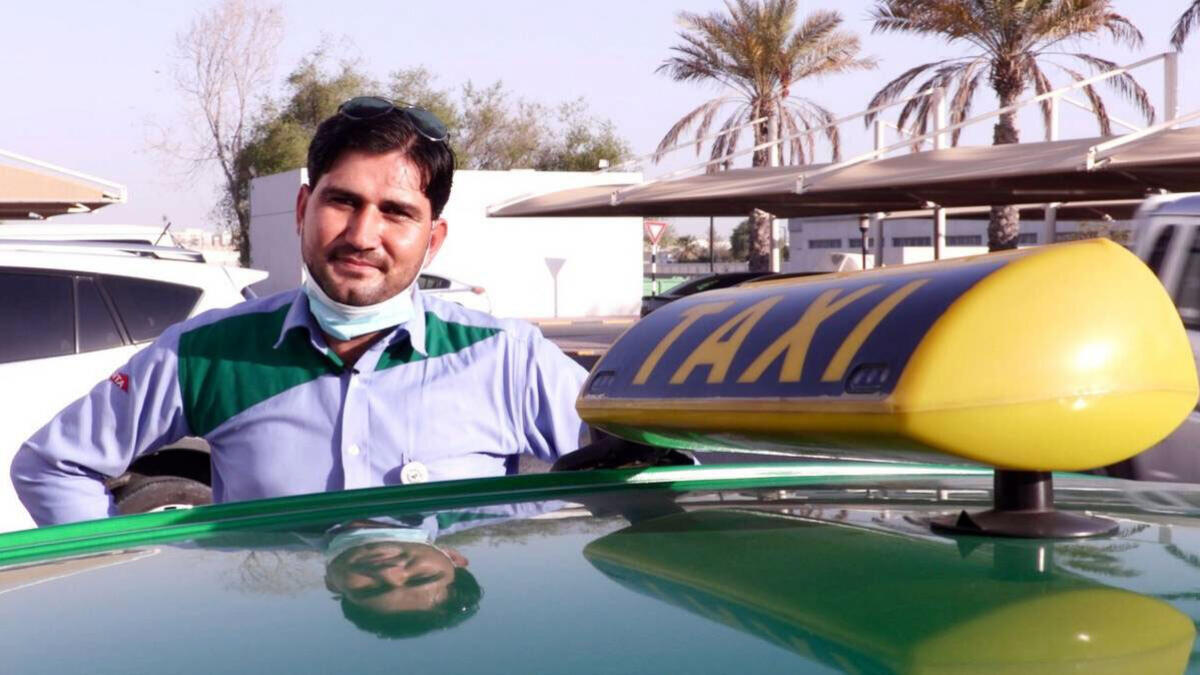 Dubai, cabbie, Pakistani taxi driver, UAE's hidden gems, world record, google translate, 