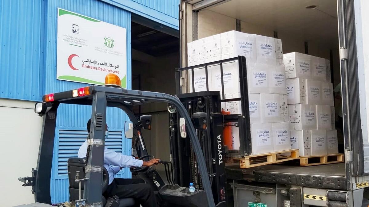 Dubai firm, sends, glass shipment, repair, 700 homes, Beirut