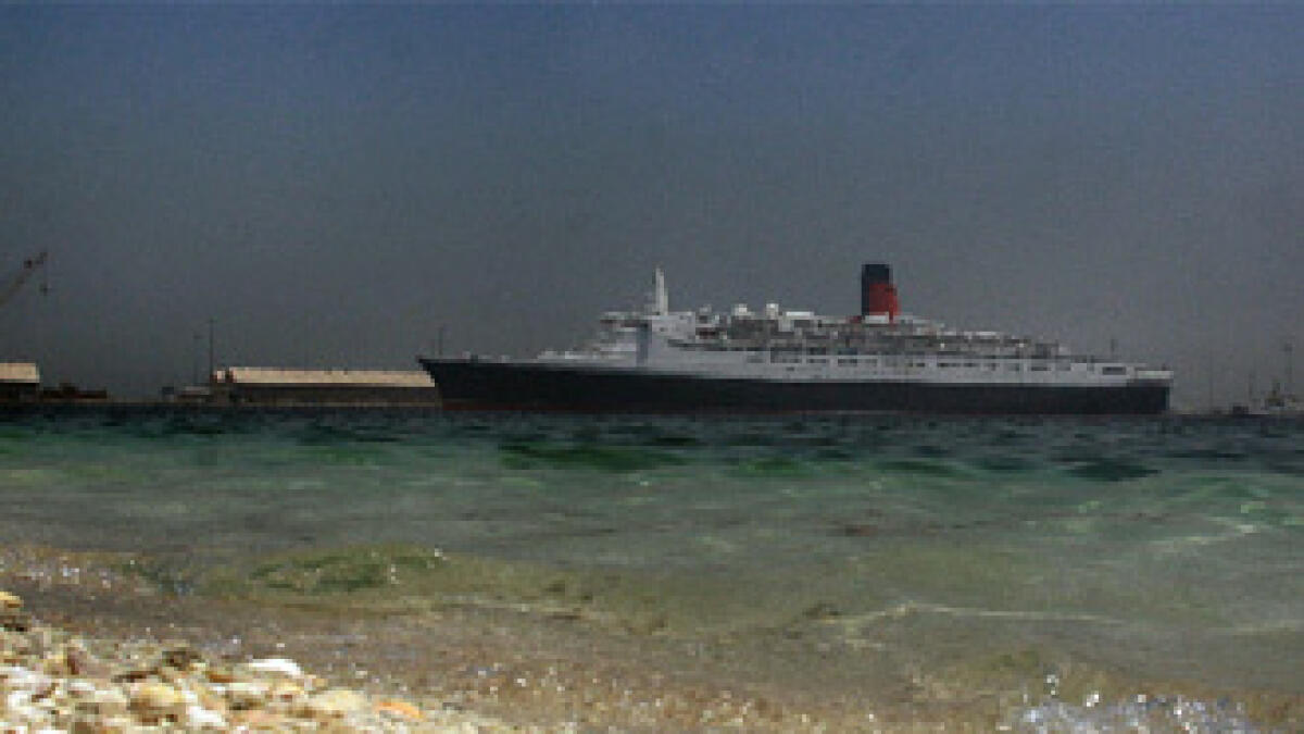 Queen Elizabeth 2 cruise to stay in Dubai