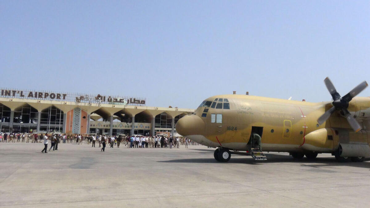 Emirati plane brings aid to Yemens Aden
