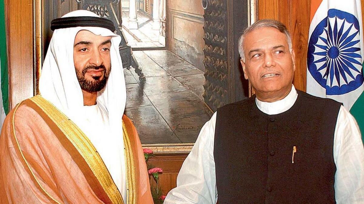 2003- UAE Armed Forces Chief of Staff Shaikh Mohammed bin Zayed Al Nahyan, shakes hands with India’s Minister for External Affairs Yashwant Sinha (right) in New Delhi during his three-day visit to India.— AFP