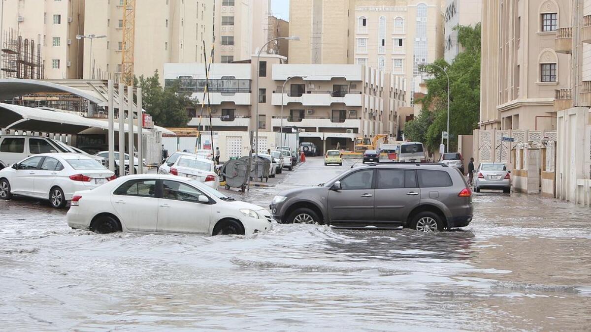 Qatar launches probe after rains exposed poor construction