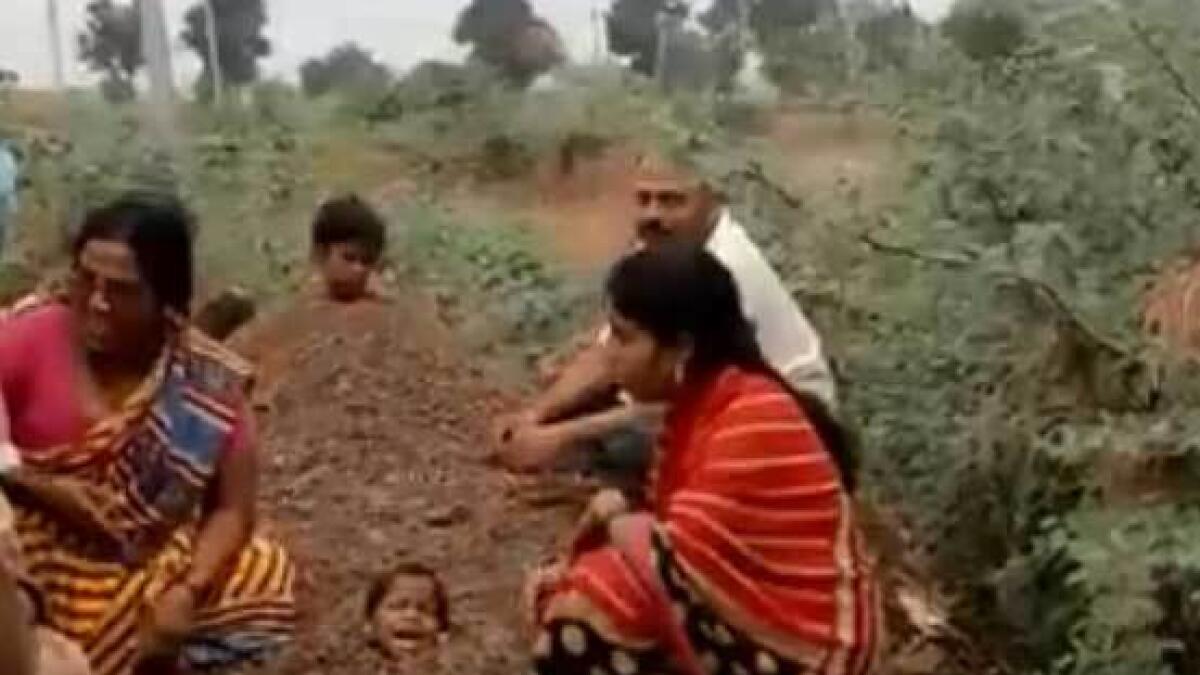 Video, Children, buried, cow dung, during, eclipse, illnesses, 