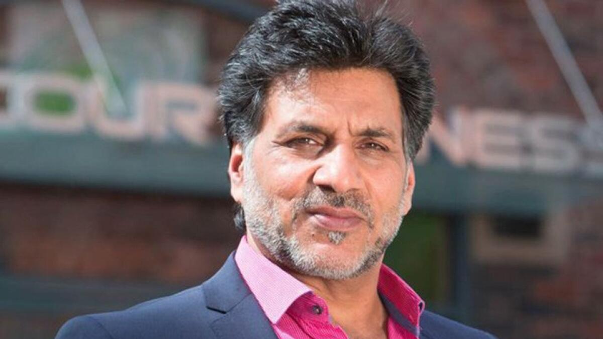 Video: Pakistan-born actor apologises for offensive tweets on India