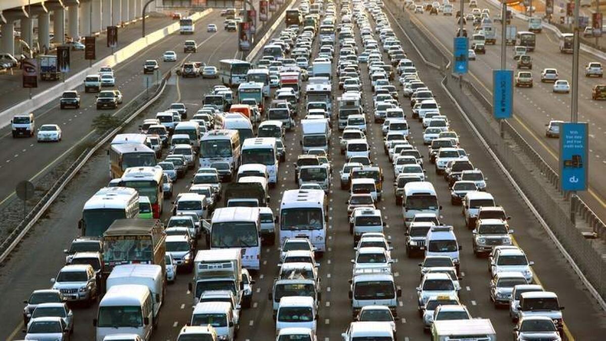 Accident on Dubai-Sharjah road leads to tailbacks 