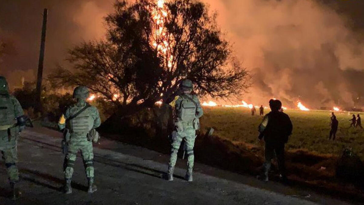  Mexican pipeline explosion kills 71, leaves nightmare of ash