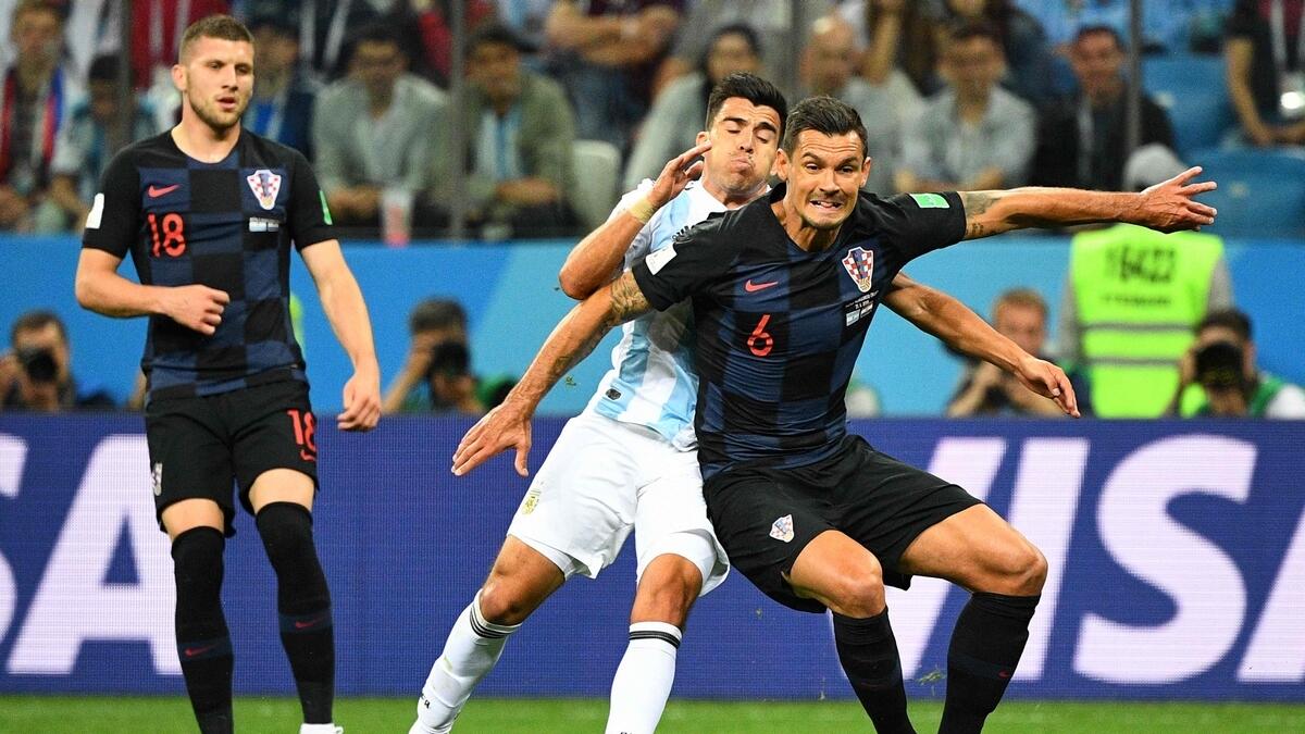 Croatia crush Argentina 3-0 to reach knockout stage