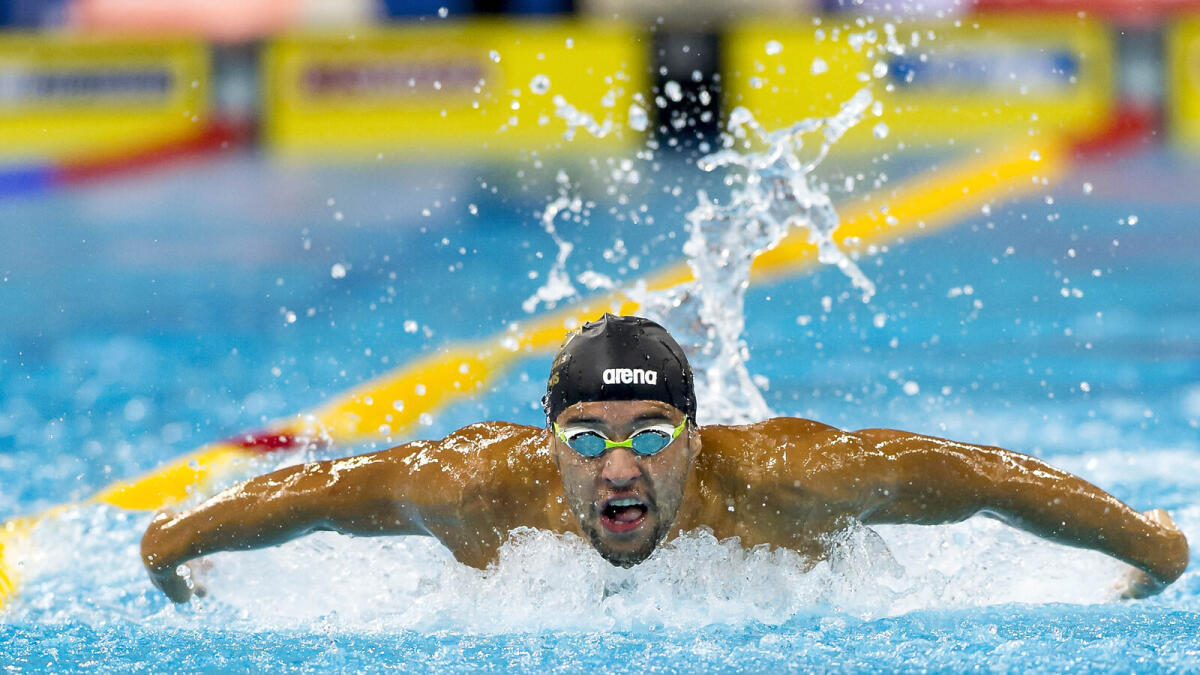 Le Clos added another gold in the 100m butterfly, finishing ahead of United States’ Tom Shields and Singapore’s Zheng Wen Quah. 