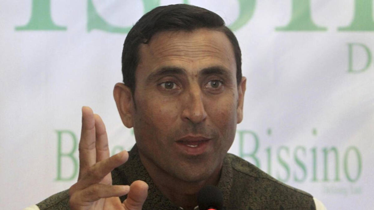 Younis Khan, Pakistan's batting coach, said the tailenders need to contribute with the bat.