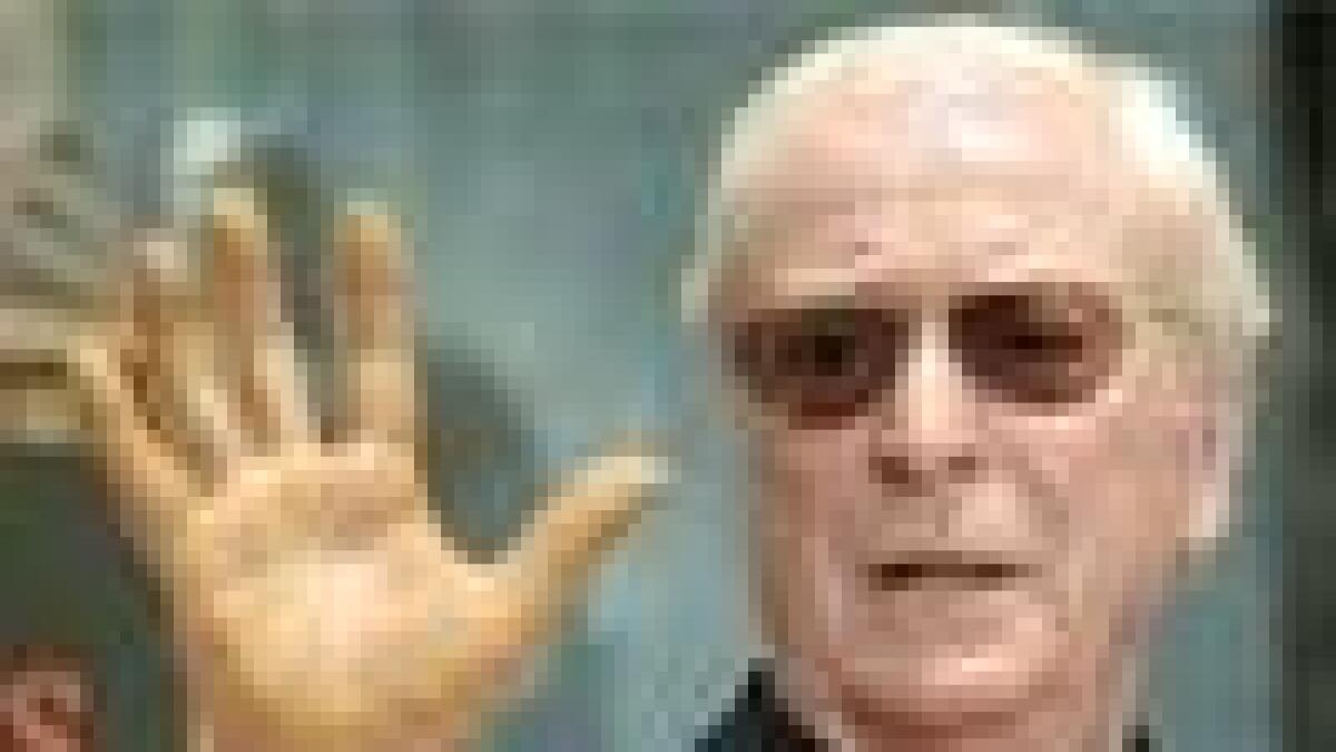 Michael Caine leaves his mark on Hollywood