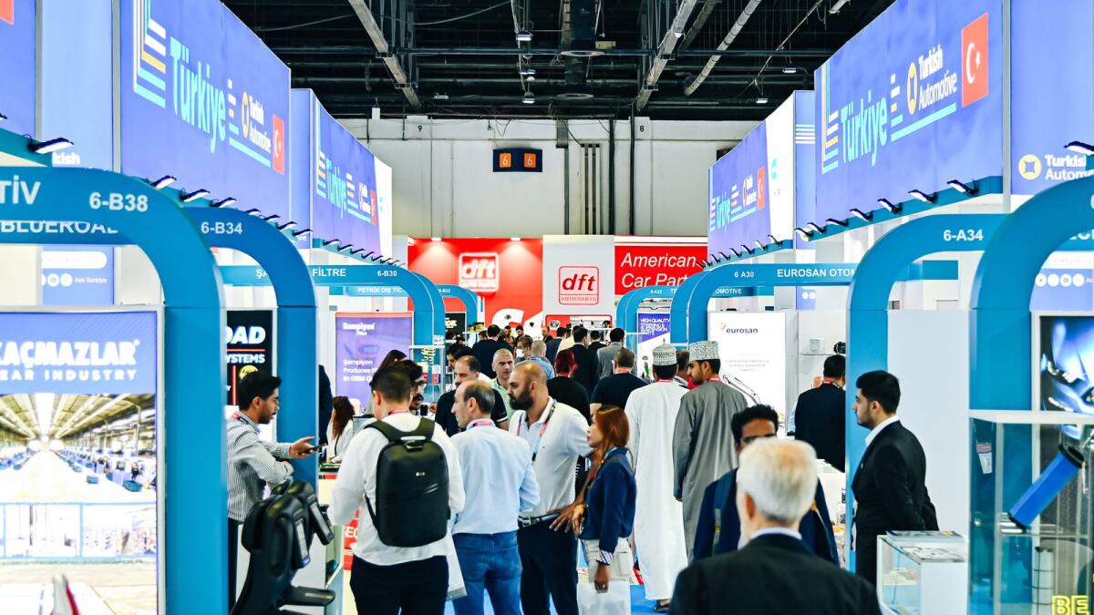 The last day of the exhibition shifted focus towards the African market with AfriConnections, a dedicated conference stream and networking area aimed at uniting businesses and dealers from Africa with the rest of the world.