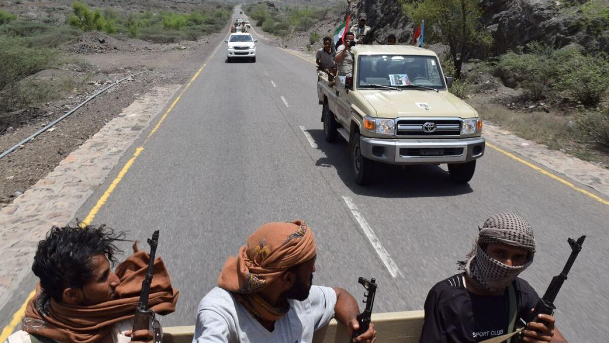 Gunmen kill two Yemeni staff of Red Cross