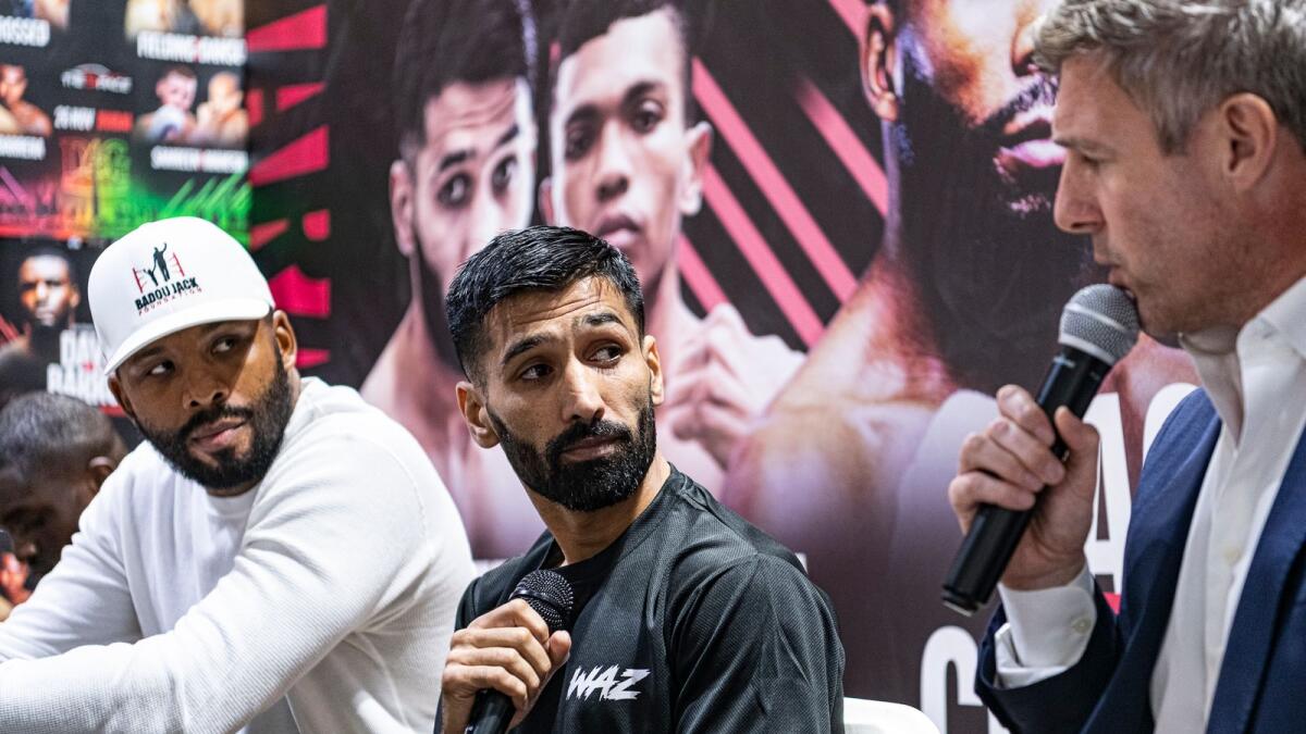 Pakistani boxing star Muhammad Waseem (centre) at the press conference in Dubai. (Supplied photo)