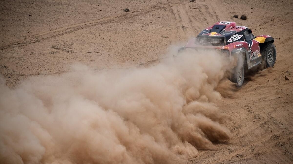 Al Attiyah regains Dakar lead on drama-filled 3rd stage