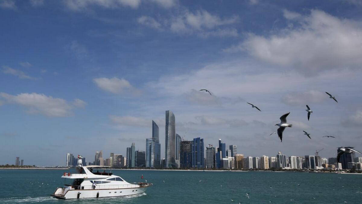 Temperatures, mercury, 49 degrees, uae, weather, national center of meteorology, hazy, partly, cloudy, Saturday