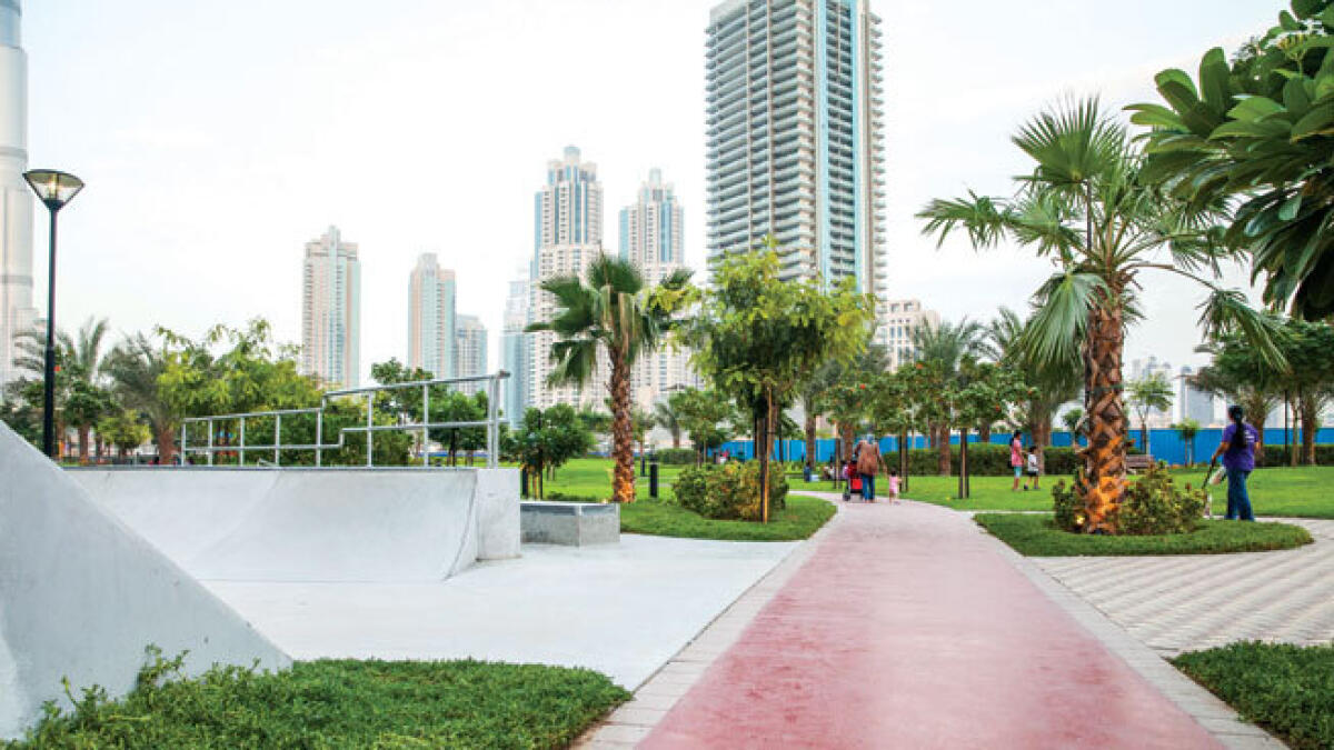 Dubai to build running tracks in labour camps