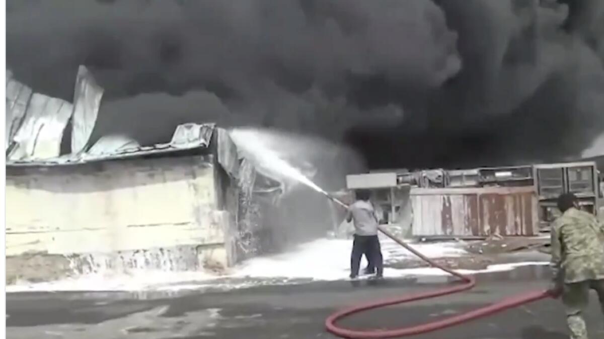 Video: Iran-backed Houthi militia sets factories on fire in Yemen