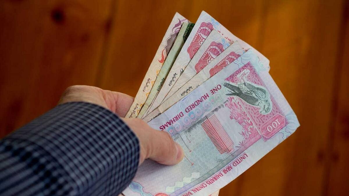 Man duped of Dh10,000 in fake prize scam in Dubai