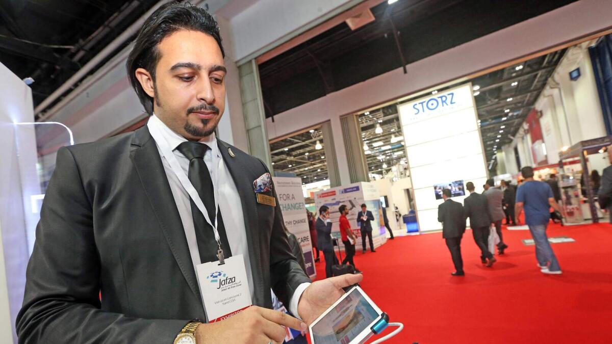 Doctors in UAE use iPads to treat wounds