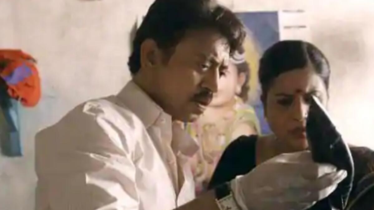 The Aarushi Talwar murder case remains one of the most controversial and contentious ones in recent times. Inspired by its events, the Meghana Gulzar film examined several possibilities, while refusing to take a definite stand on the matter. Irrfan’s presence in the film based on a plot that has multiple vantage points was indeed reassuring. He played an investigator, who points to the holes in the police investigation that charge the parents of the murdered teenager for the crime.