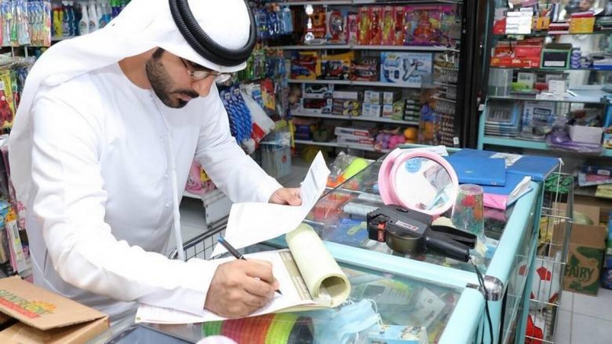 UAE, fines,, rules, shops, warning covid