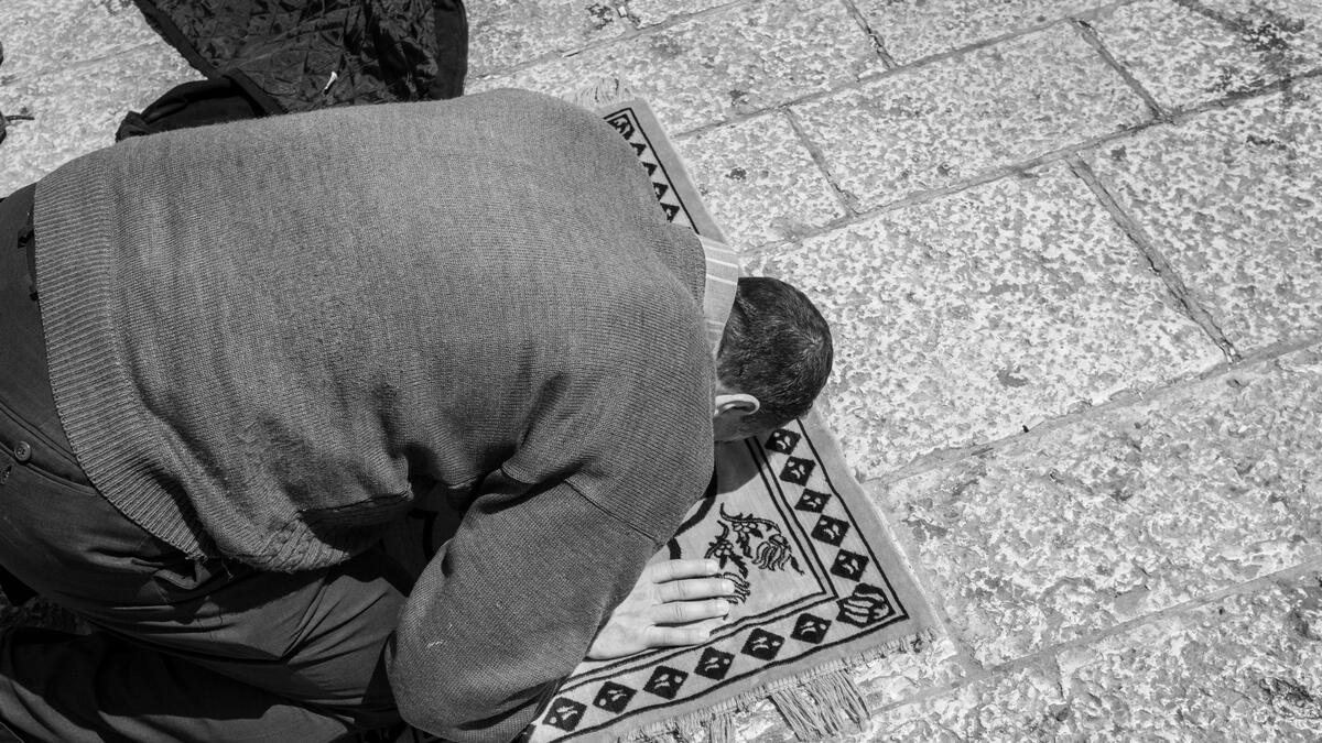 Abu Dhabi, musallah, Islam, Mislim prayer, coronavirus, covid-19