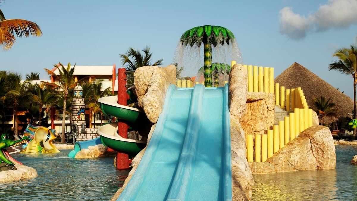 Dubai water park, man gropes boy, crime in Dubai